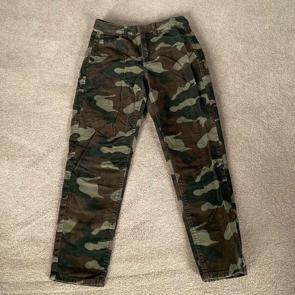 American Eagle Camo Corduroy Pants - Picture 1 of 3